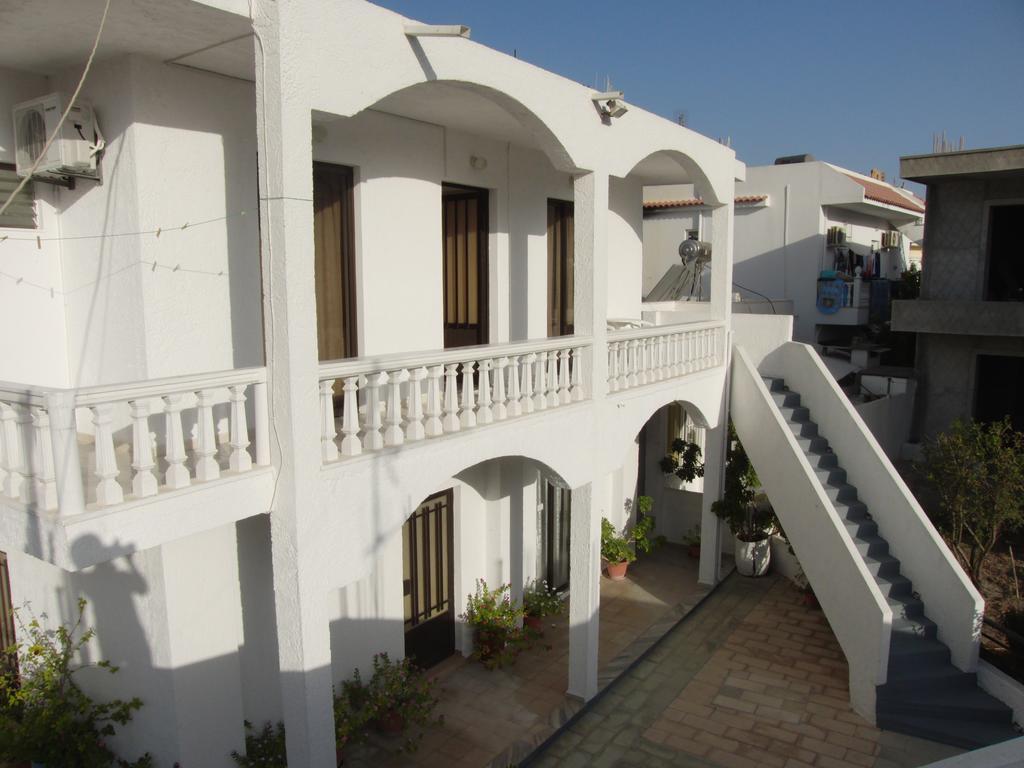 Pension Annoula Archangelos  Luaran gambar